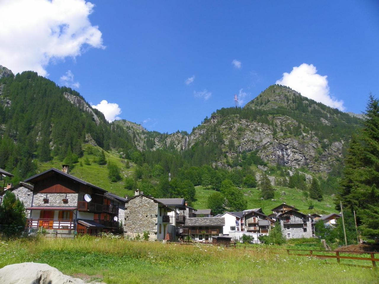 Отель Chalet Rosa Dei Monti Valprato Soana Экстерьер фото